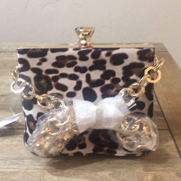 Topshop Margot Leopard Shoulder Bag - Picture 4 of 7